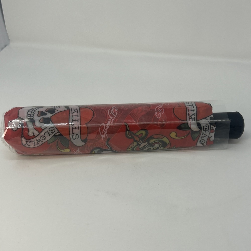 ED HARDY Y2K RED "LOVE KILLS SLOWLY" COMPACT UMBRELLA Auto Open/Auto Close NWOT